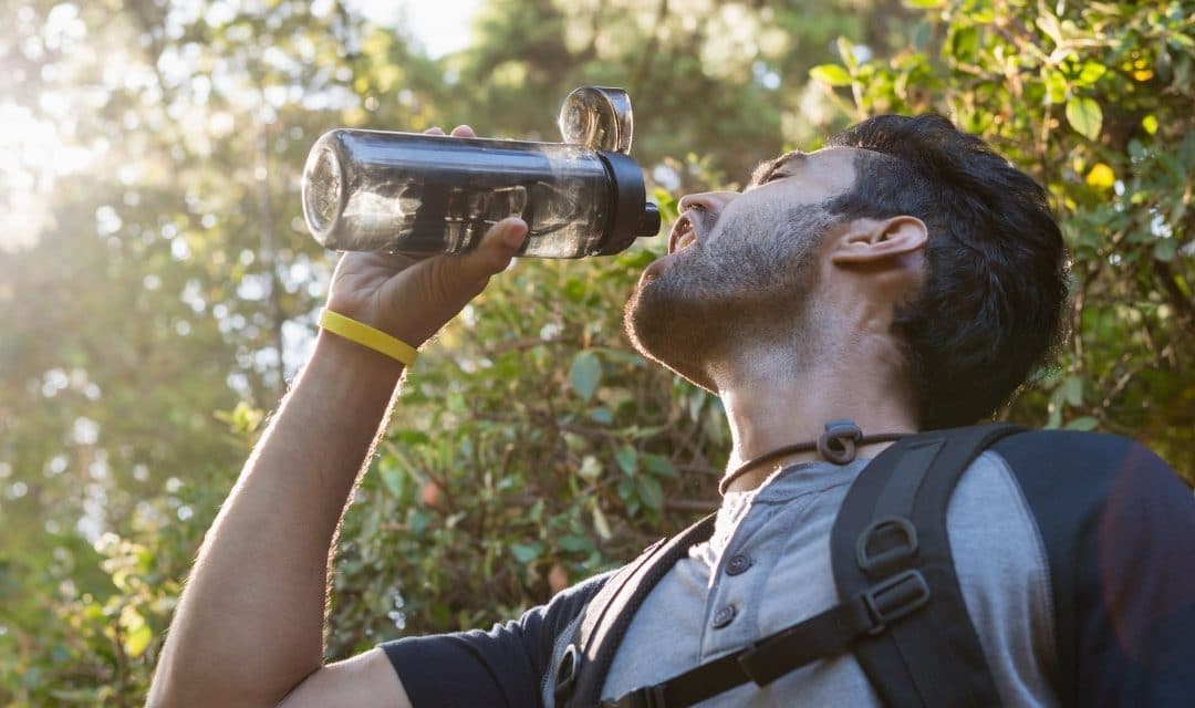 How To Stay Hydrated Outdoors