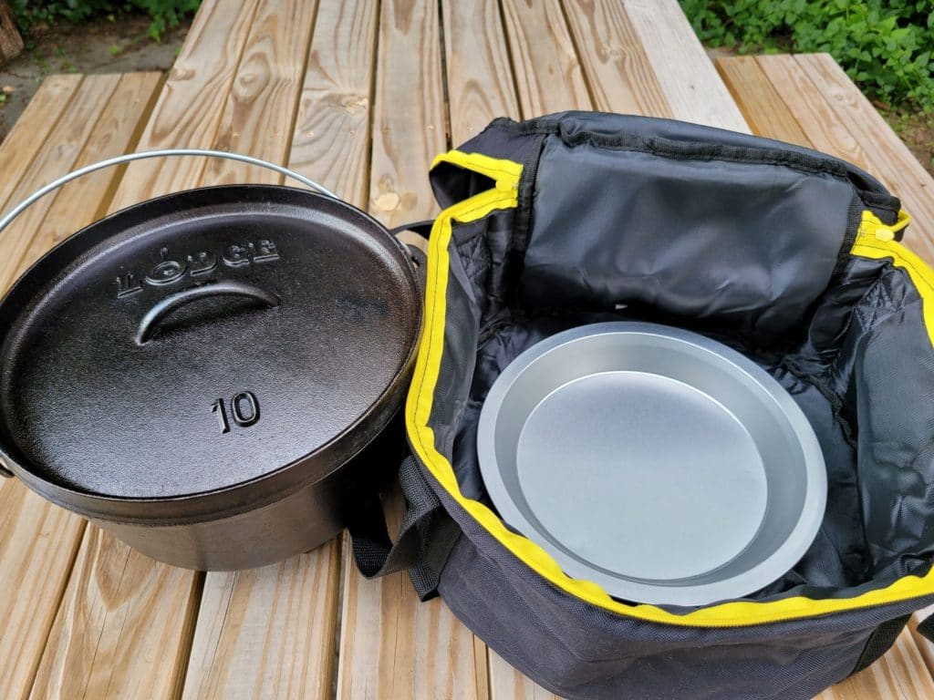 metal pie plate in dutch oven tote bag