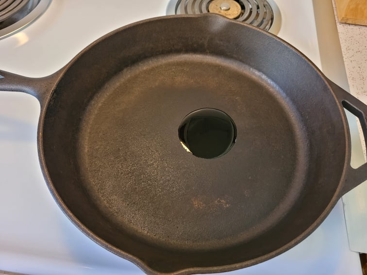 Cast Iron Oven Seasoning: Step By Step Guide – Field Company